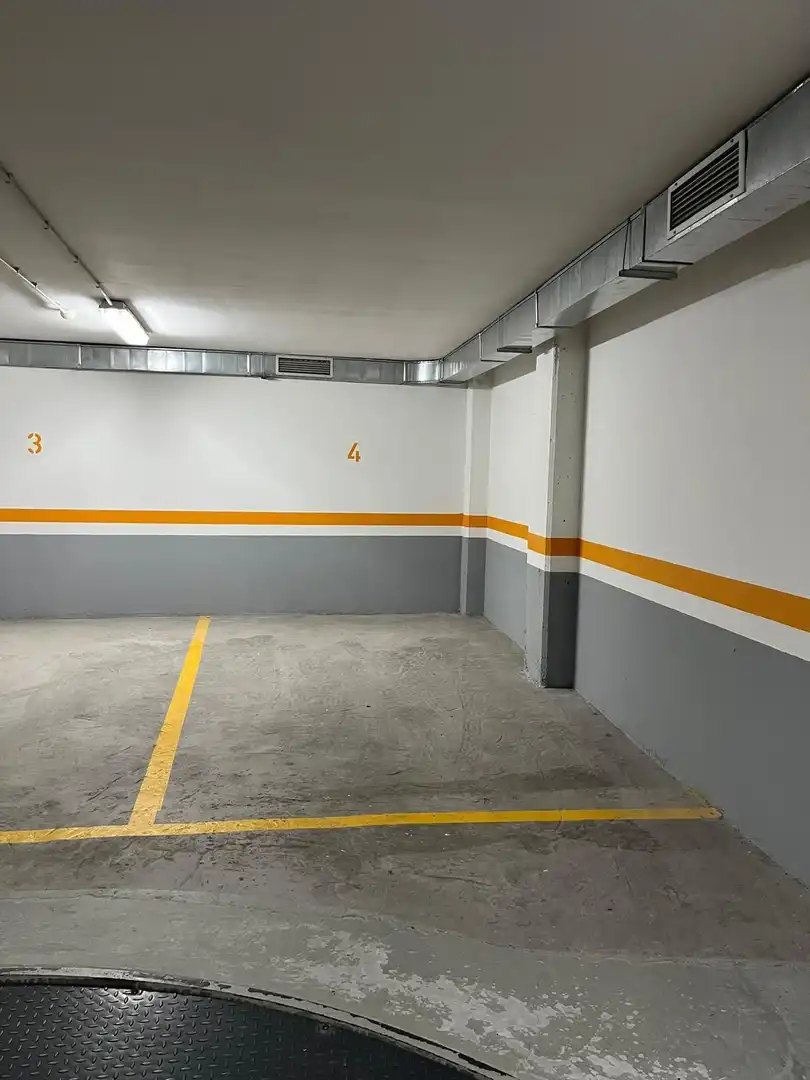 Aparcament en venda a Centro - Juan Flórez - Plaza Pontevedra, imagen 2