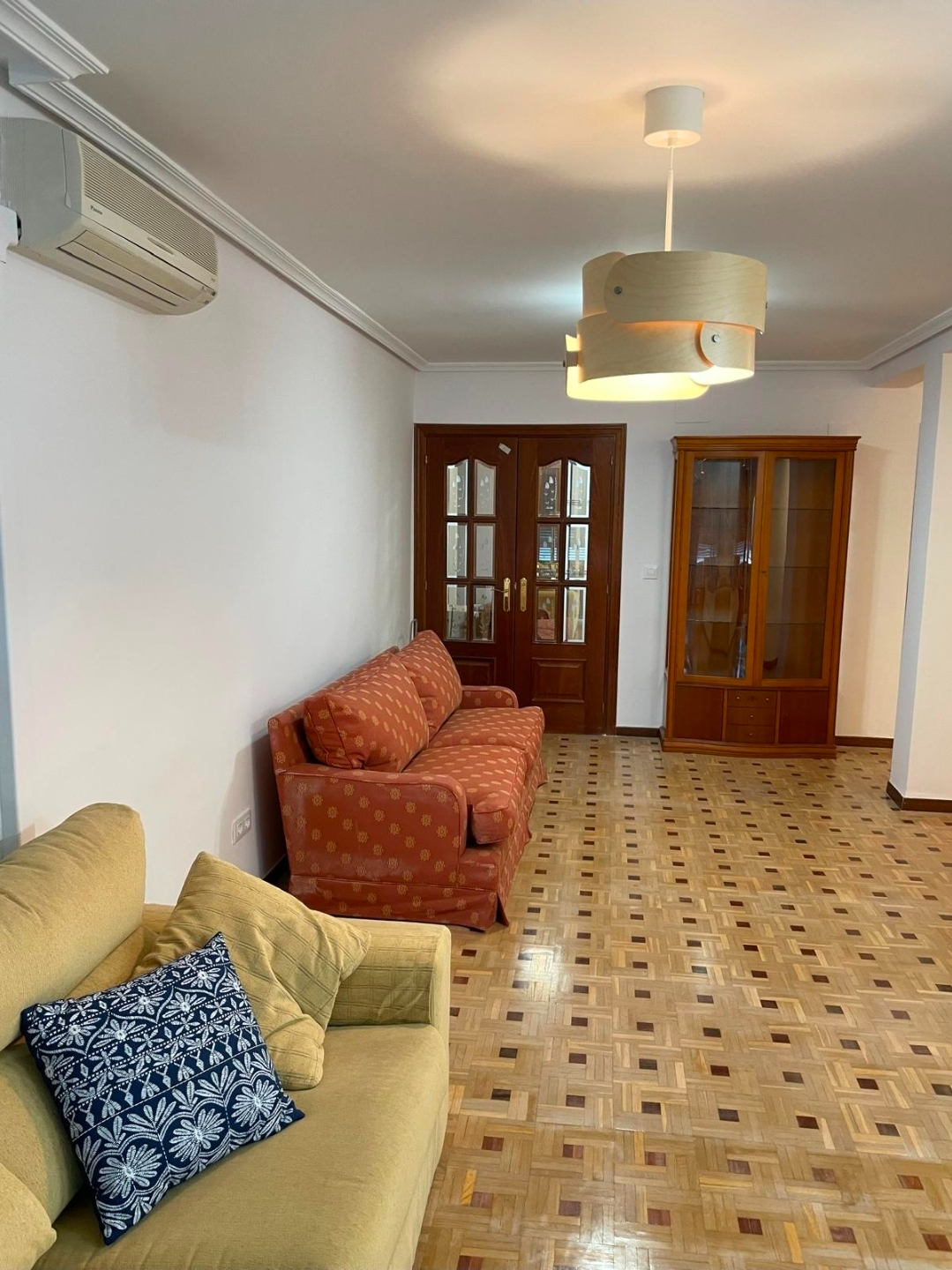 Living room of Flat for sale in  Madrid Capital  with Air Conditioner, Heating and Terrace