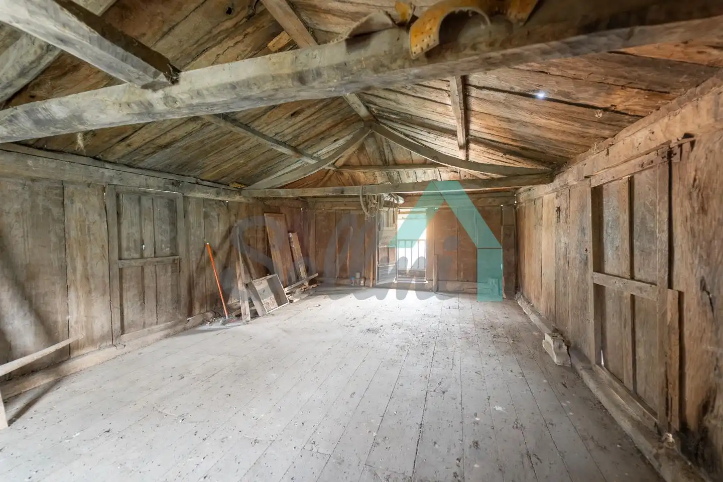 Casa o xalet en venda a Llamas, Salas
