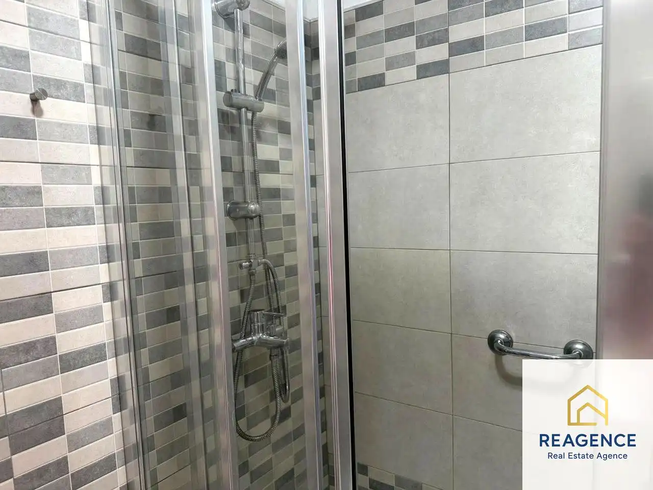 Bathroom of Flat for sale in Playa del Inglés