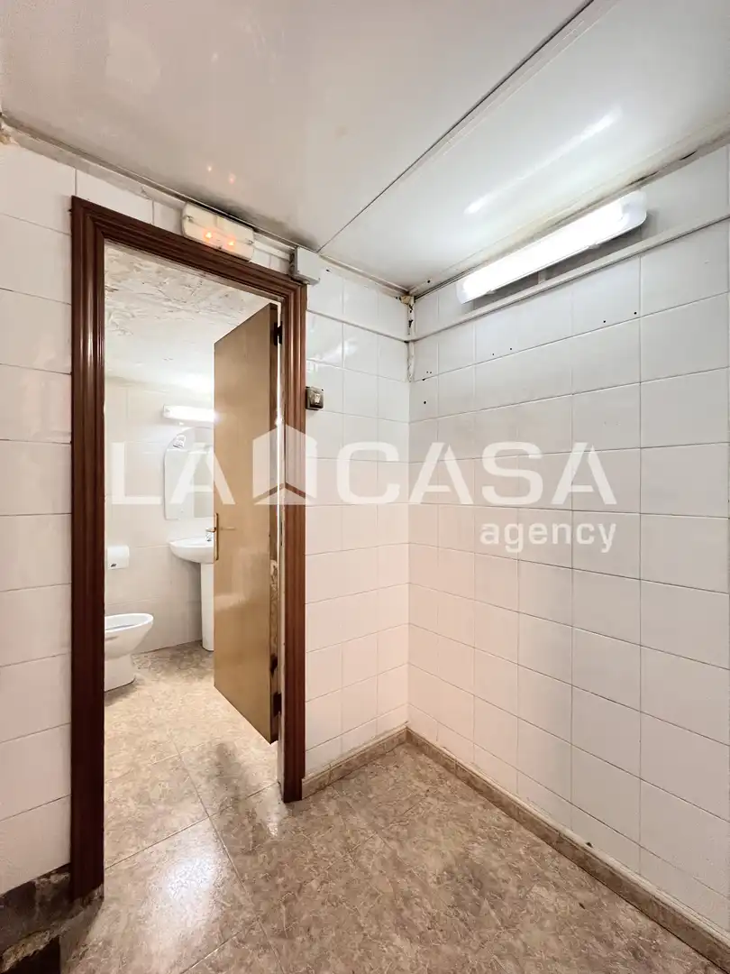 Business premises for sale in Sant Martí, imagen 11