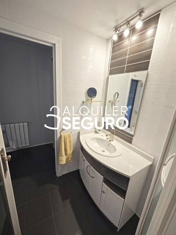 Piso en Alquiler en Carlos Ruiz  en Villar del Olmo