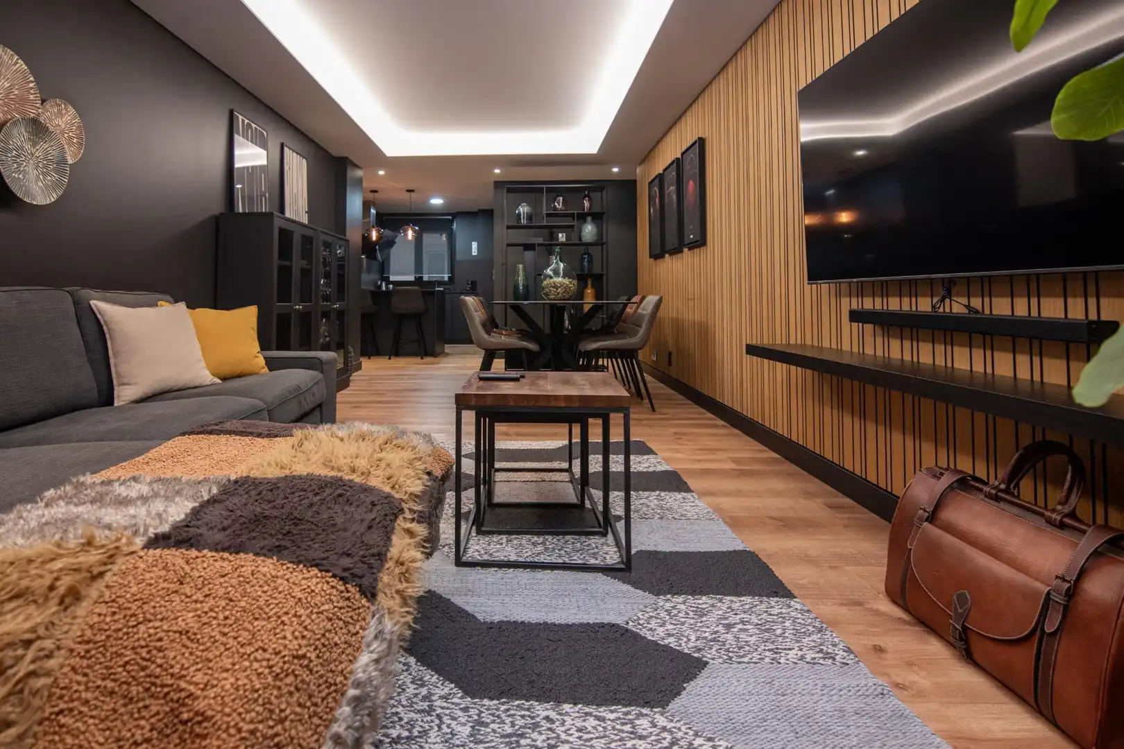 Sala de estar de Piso en venta en A Coruña Capital  con Calefacción, Trastero y Amueblado