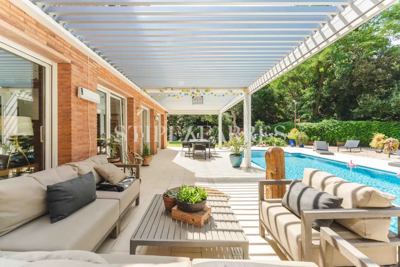 Terrasse von Haus oder Chalet zum Verkauf in Barcelona mit Klimaanlage, Heizung und Privatgarten