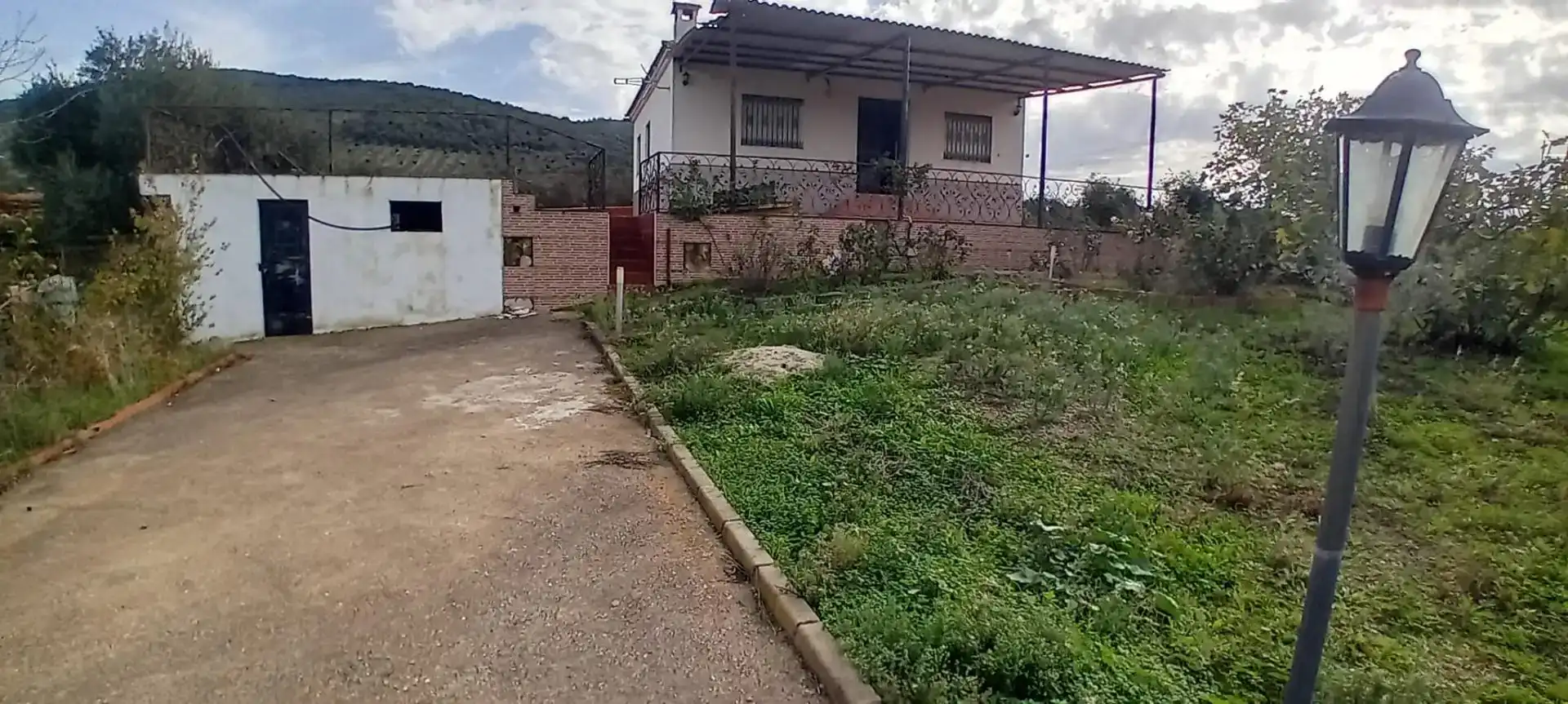 Finca rústica en venda en Alcuéscar amb Piscina