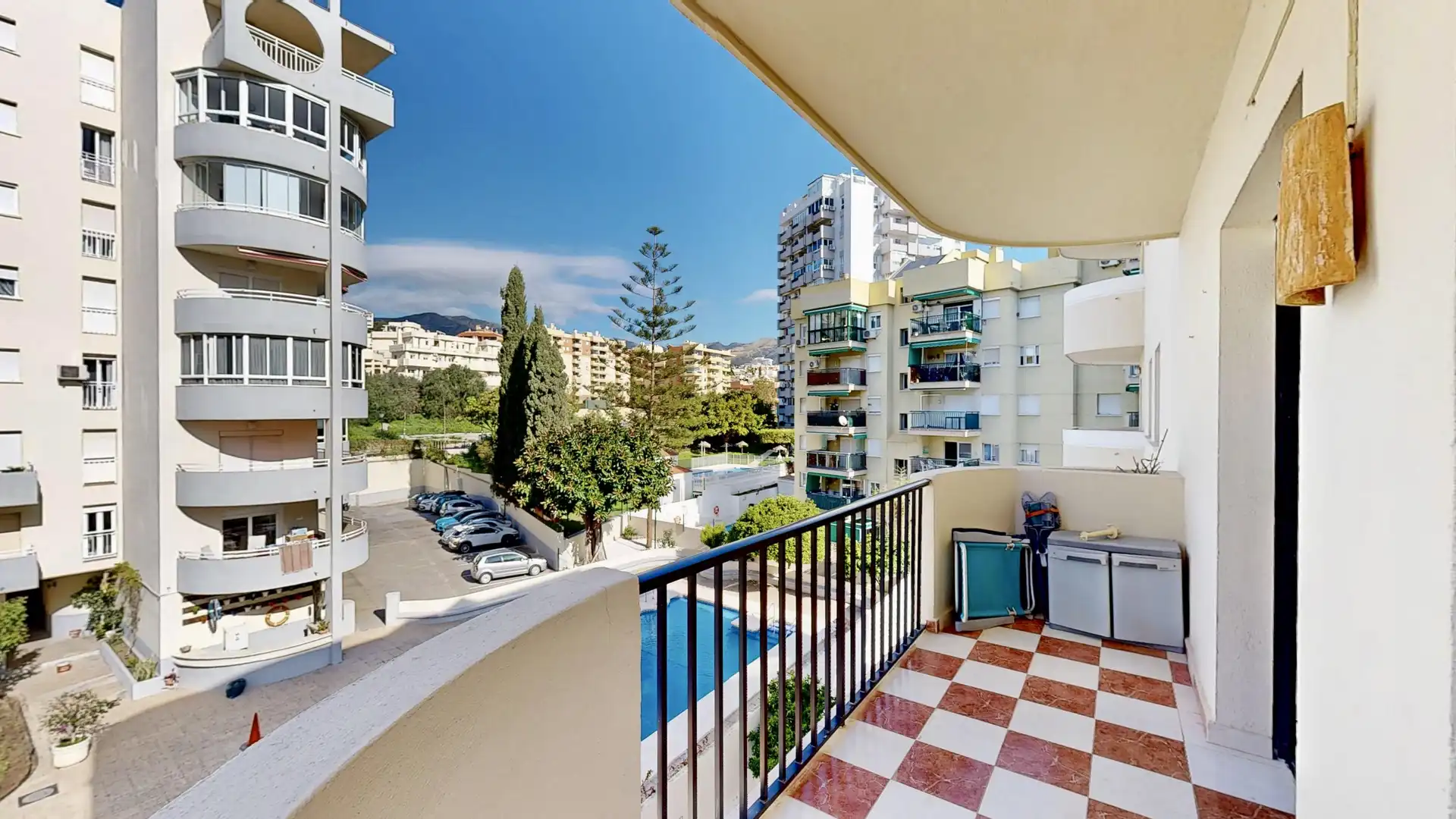 Exterior view of Apartments for sale in Fuengirola  with Parquet flooring and Balcony