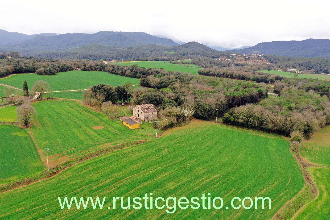 Country house zum verkauf in Porqueres