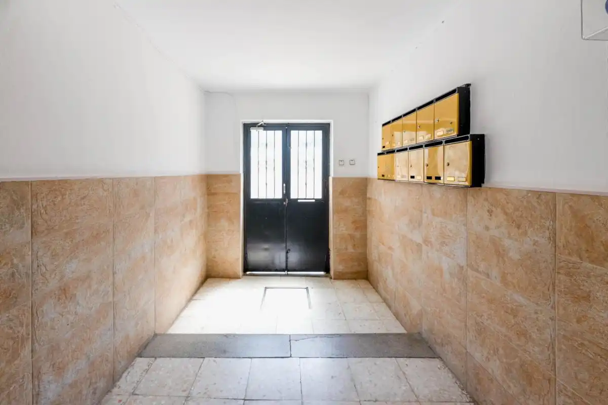 Planta baja en venta en Sevilla con Calefacción