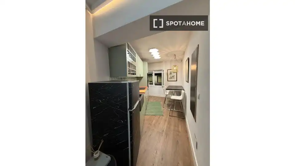 Habitación en Cuatro Caminos