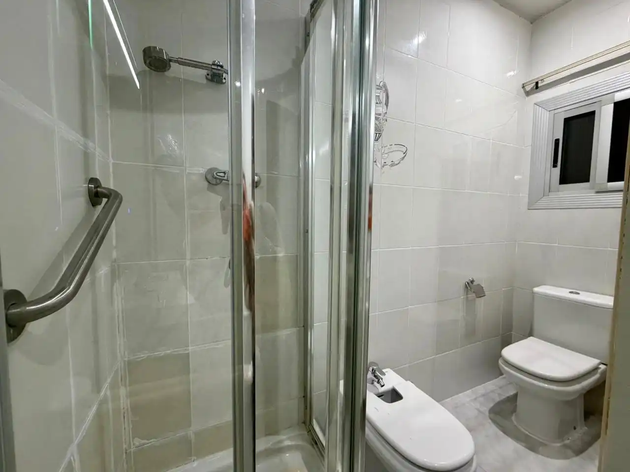 Baño de Piso en venta en Montcada i Reixac con Aire acondicionado, Calefacción y Amueblado