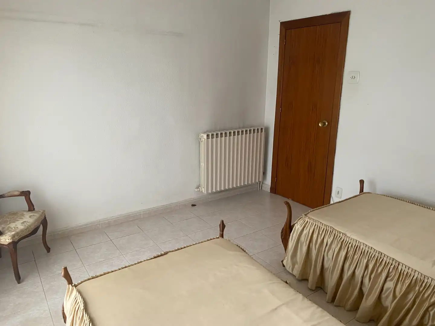 Habitación de Piso en venta en Huesca con Calefacción, Terraza y Trastero