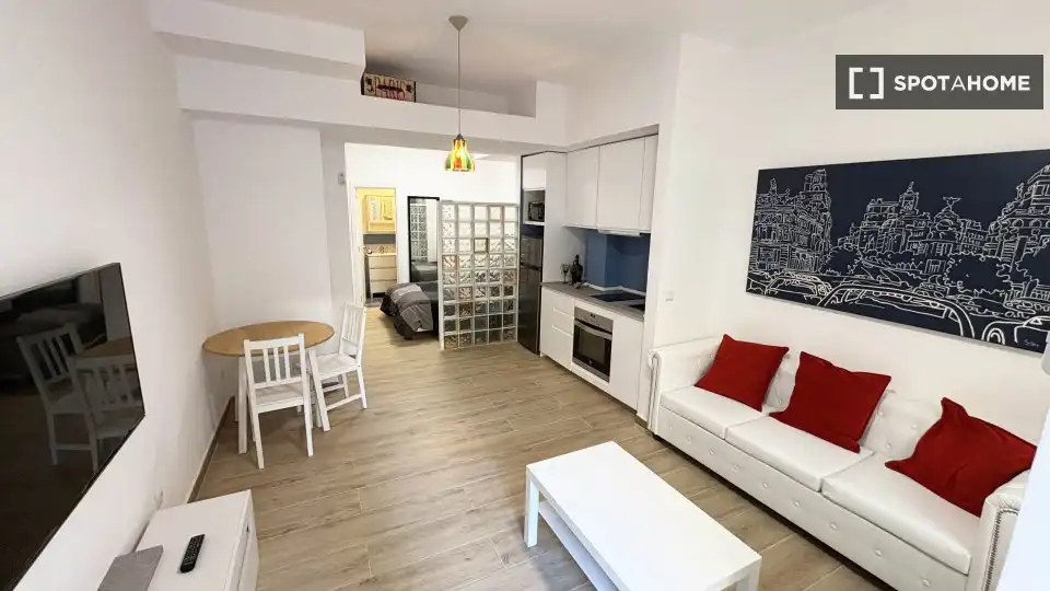 Flat to rent in Latina