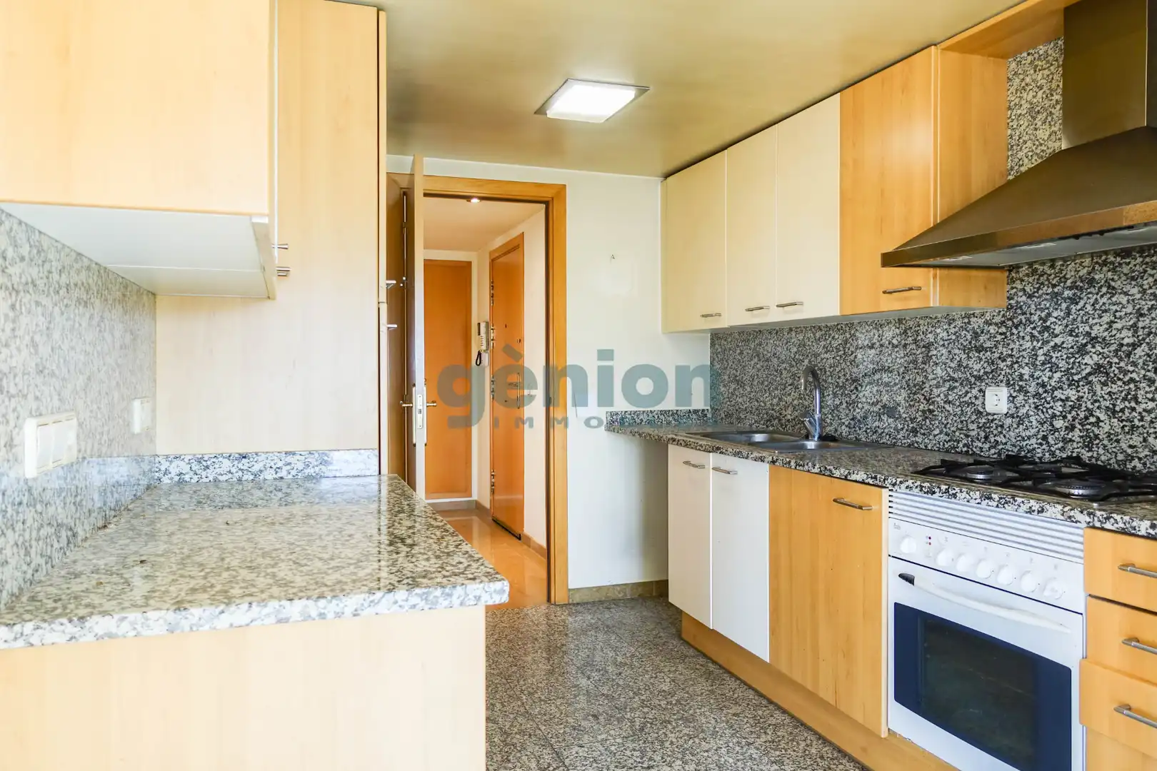 Appartamento con ascensore in vendita a Carrer Emili Grahit, imagen 8