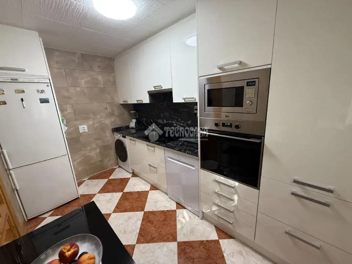 Casa aparellada en venda a Usera, imagen 6