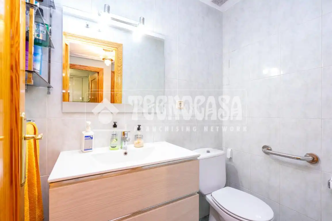 Baño de Casa adosada en venta en Colmenar Viejo con Calefacción, Jardín privado y Terraza