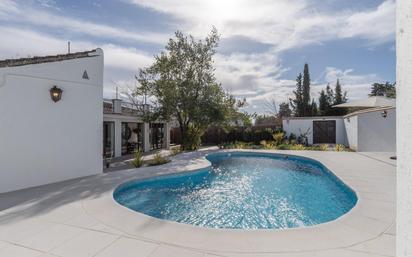 Piscina de Casa o xalet en venda en Huétor de Santillán amb Calefacció, Terrassa i Piscina