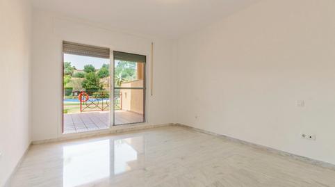 Photo 4 of Flat for rent in Urbanización la Reserva, Reserva de Marbella, Marbella
