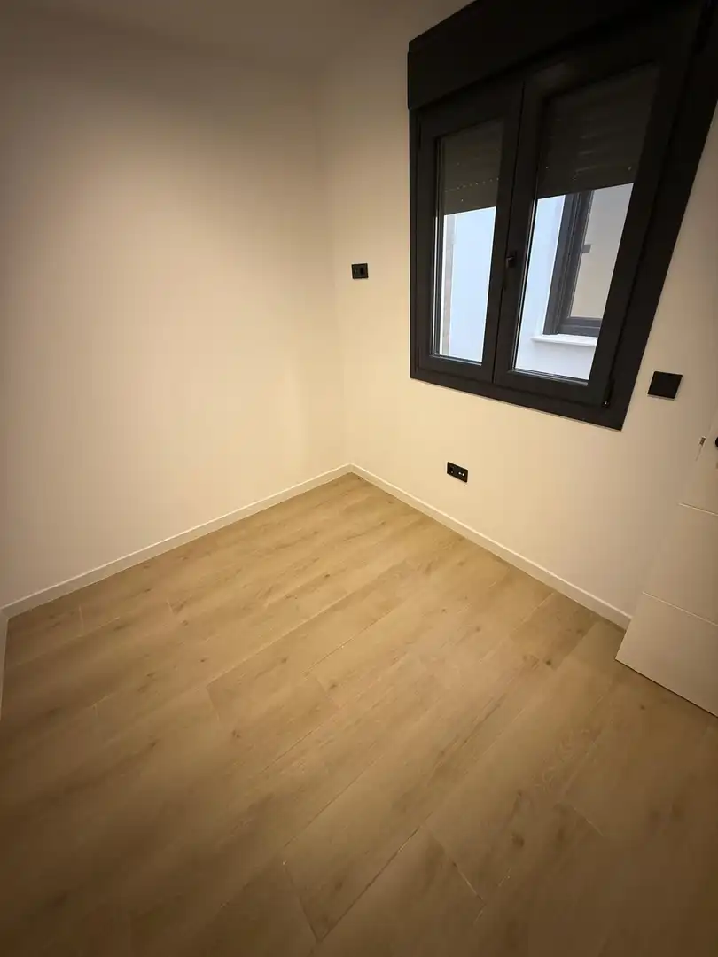 Dormitori de Pis en venda en Elche / Elx amb Aire condicionat i Terrassa