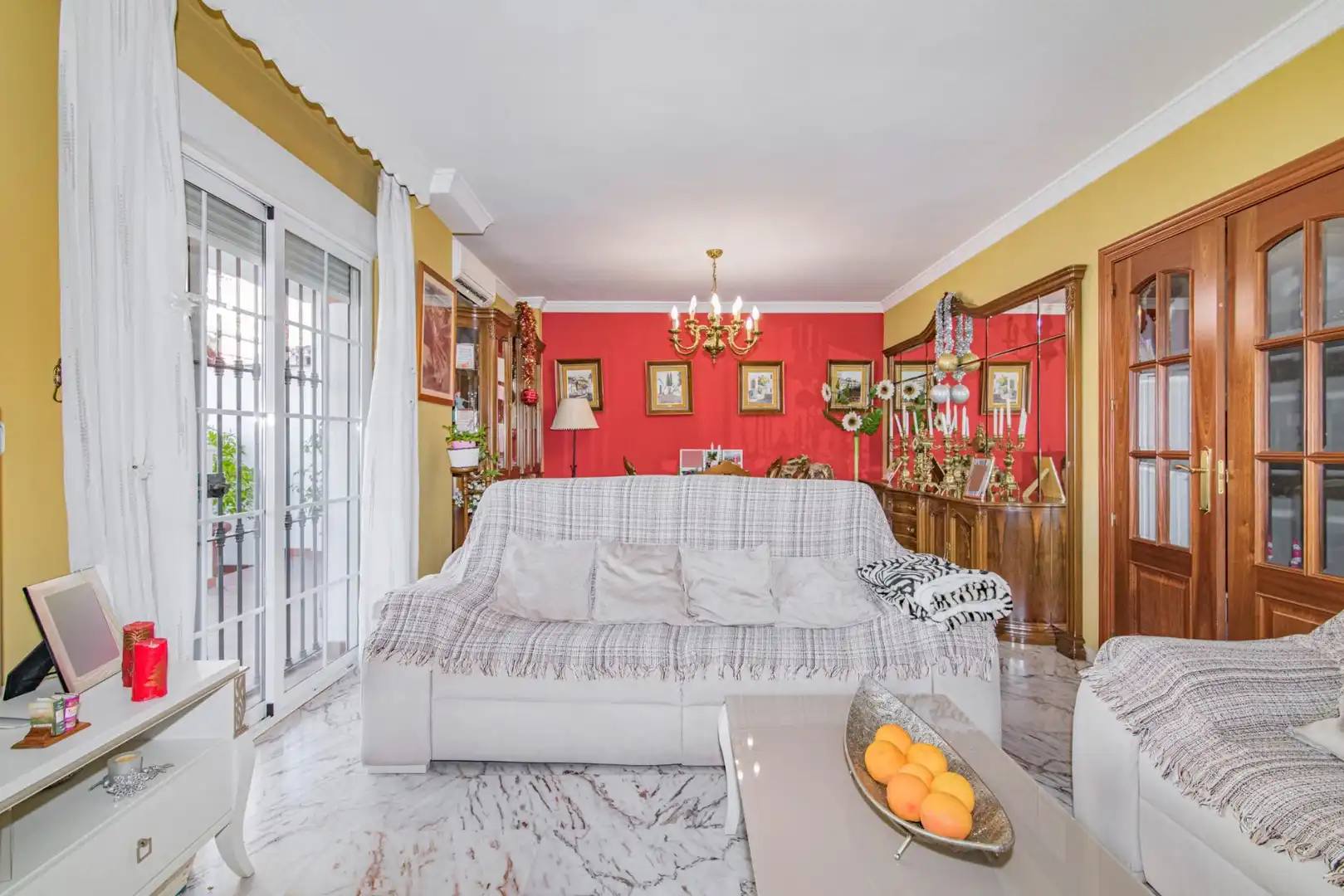 Sala d'estar de Casa o xalet en venda en Maracena amb Aire condicionat, Calefacció i Terrassa