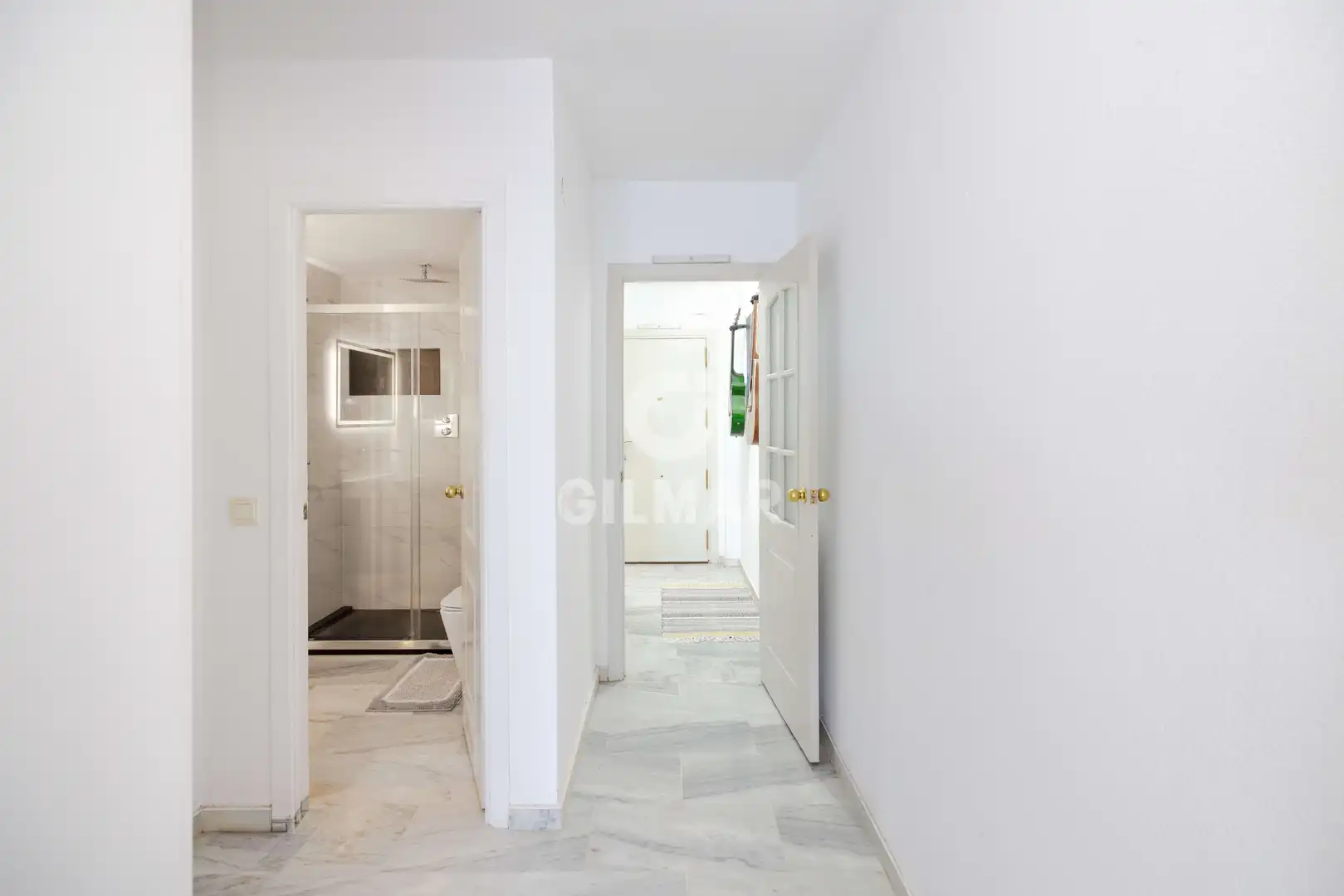 Wohnung zum Verkauf in Benalmádena mit Heizung, Privatgarten und Abstellraum