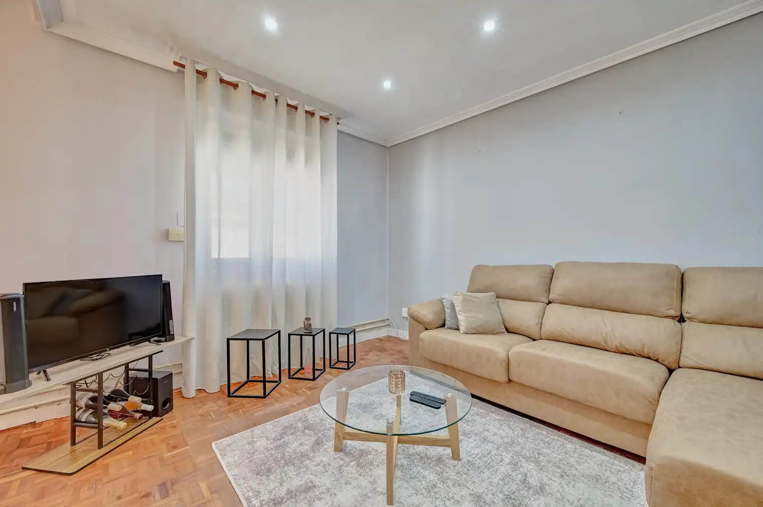 Living room of Flat for sale in Burlada / Burlata  with Heating and Parquet flooring