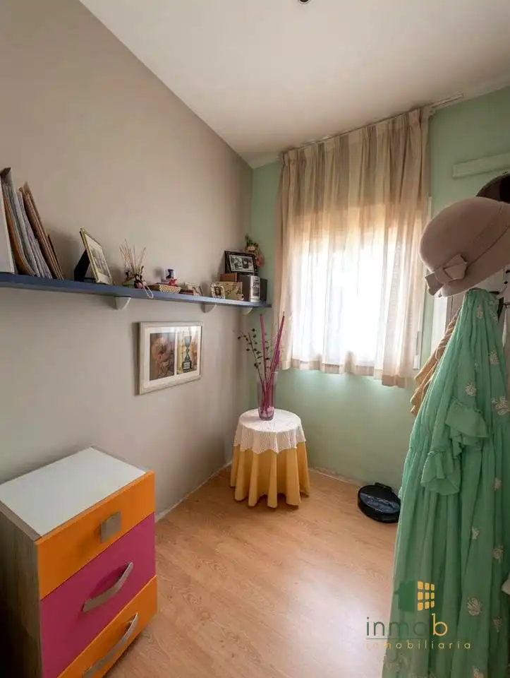 Schlafzimmer von Erdgeschoss zum Verkauf in Don Benito mit Klimaanlage und Abstellraum