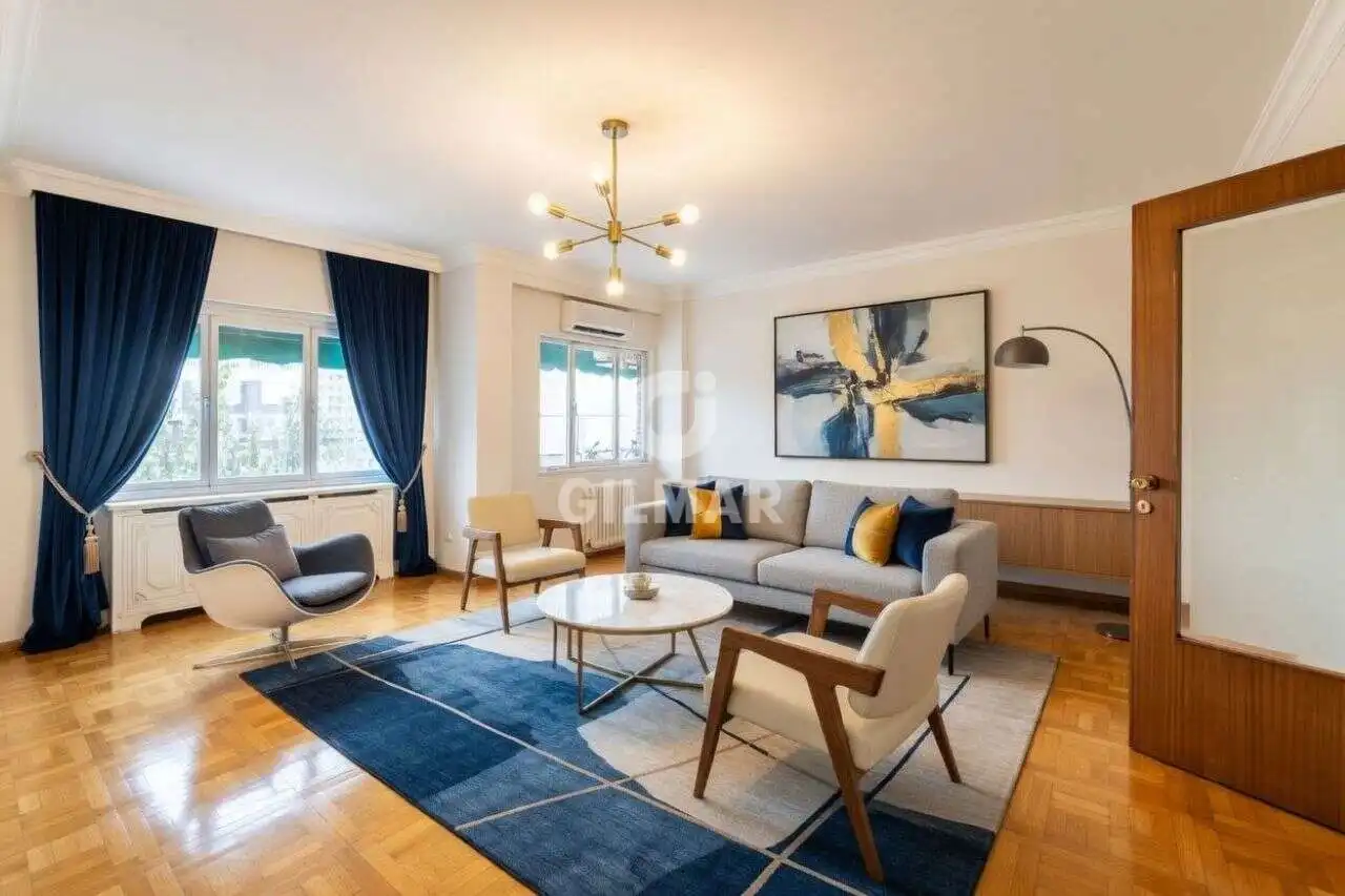 Sala de estar de Piso en venta en Madrid con Calefacción, Trastero y Balcón