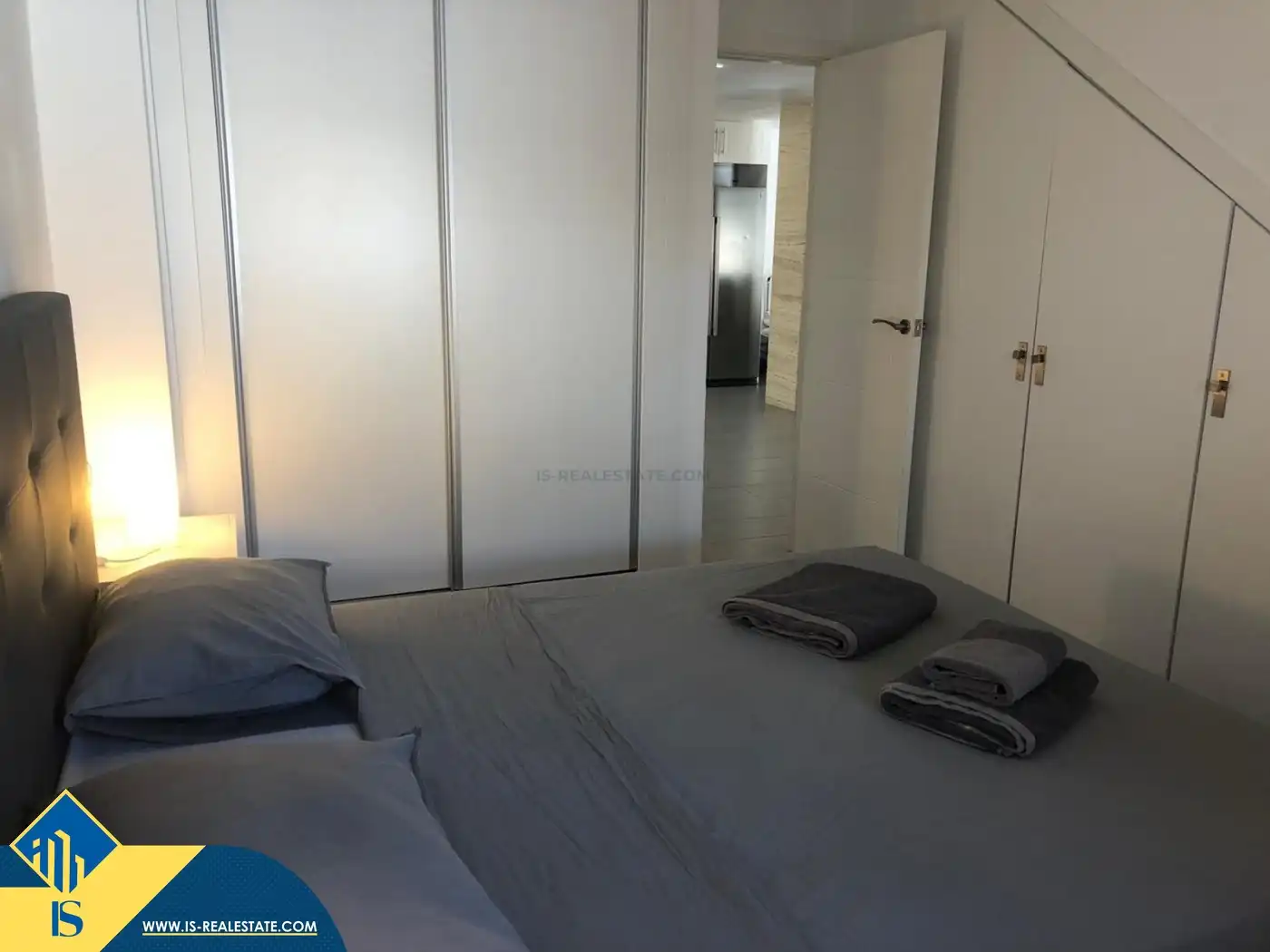 Schlafzimmer von Haus oder Chalet zur Miete in Torrevieja mit Klimaanlage, Terrasse und Schwimmbad