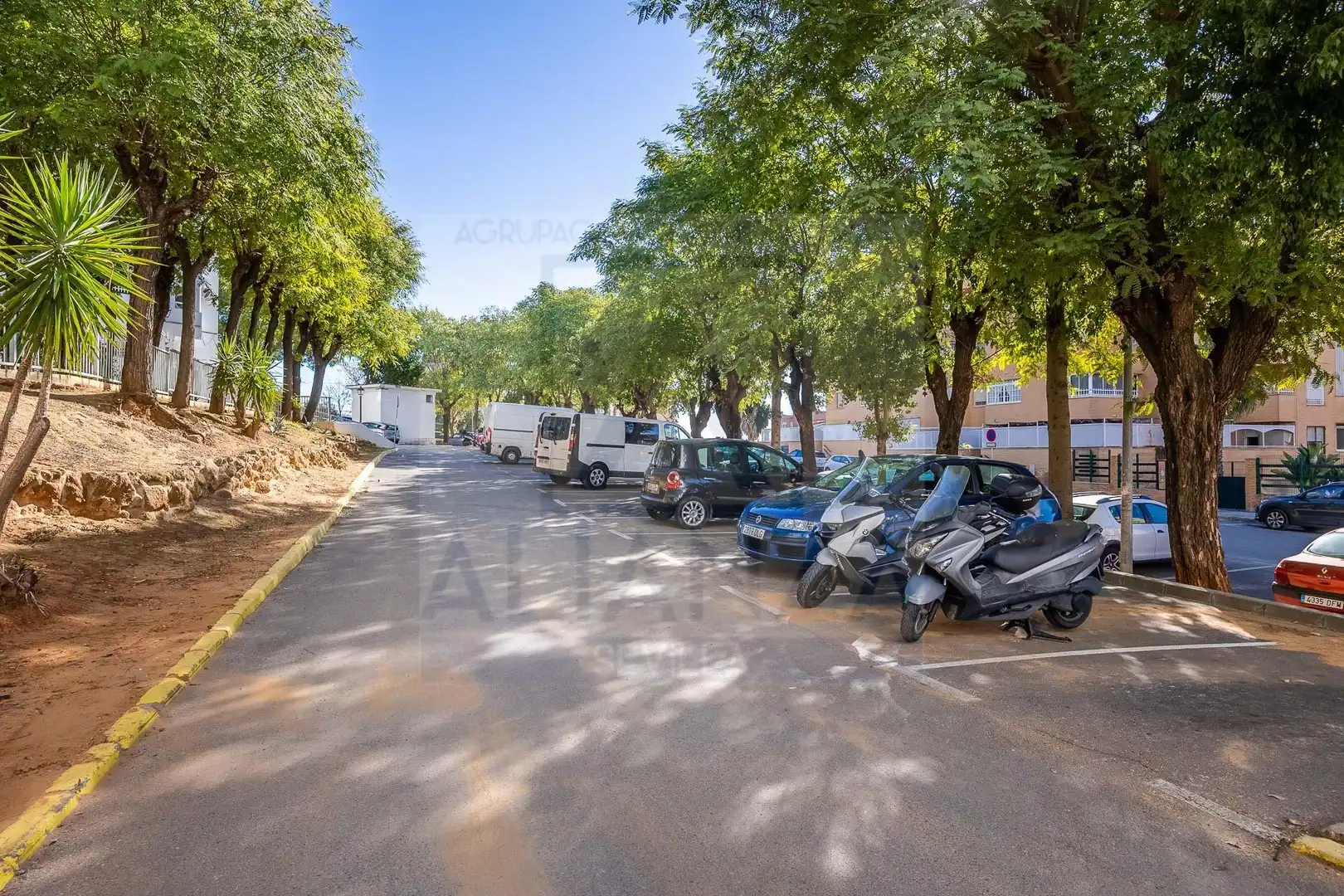 Parking de Piso en venta en Camas con Aire acondicionado y Terraza