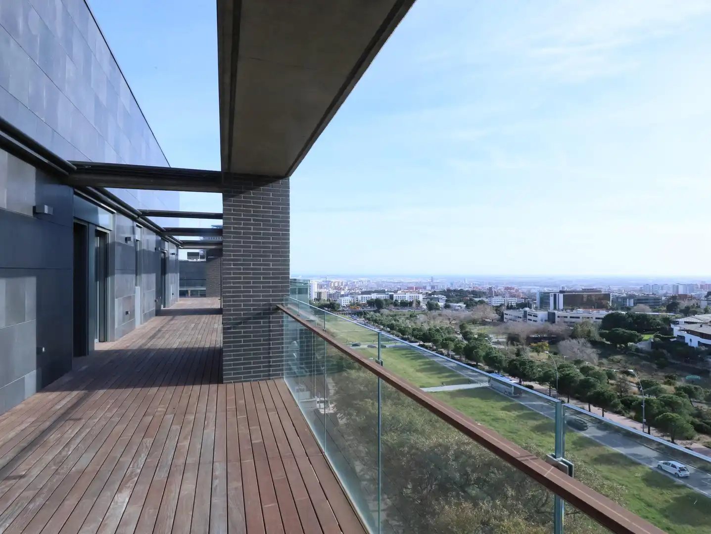 Terraza de Ático en venta en Esplugues de Llobregat con Aire acondicionado, Calefacción y Jardín privado