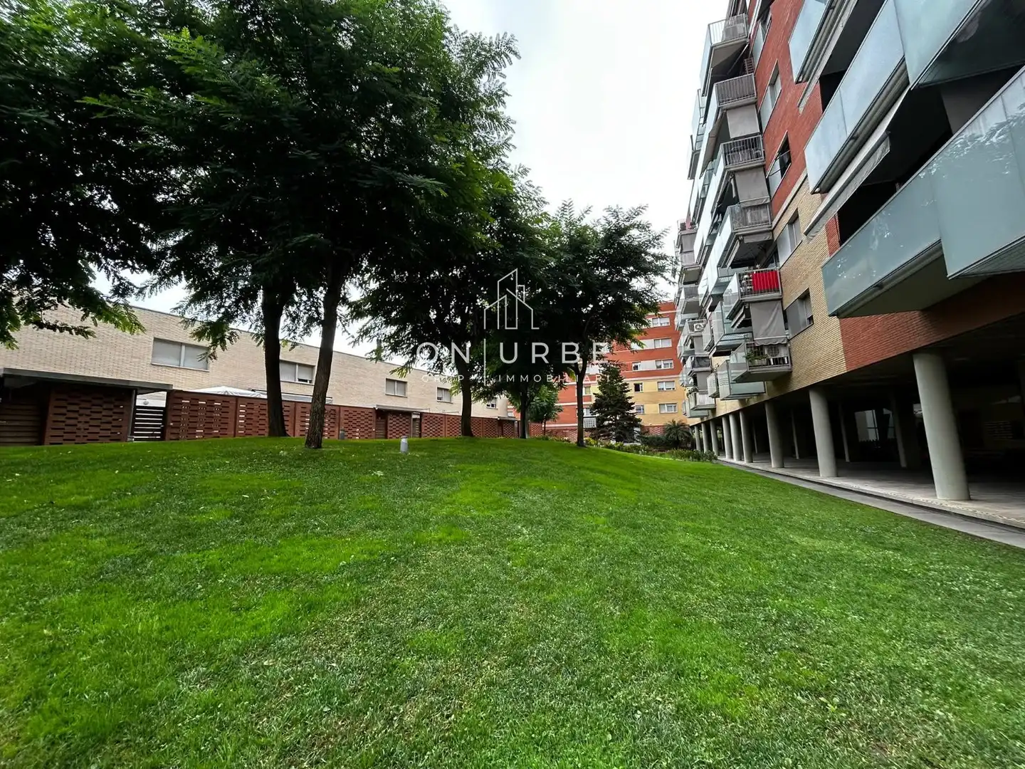 Àtic amb piscina en venda a Ferran Junoy, imagen 2