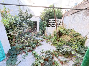 Casa amb balcó en venda a Calle de Gomez Barreda