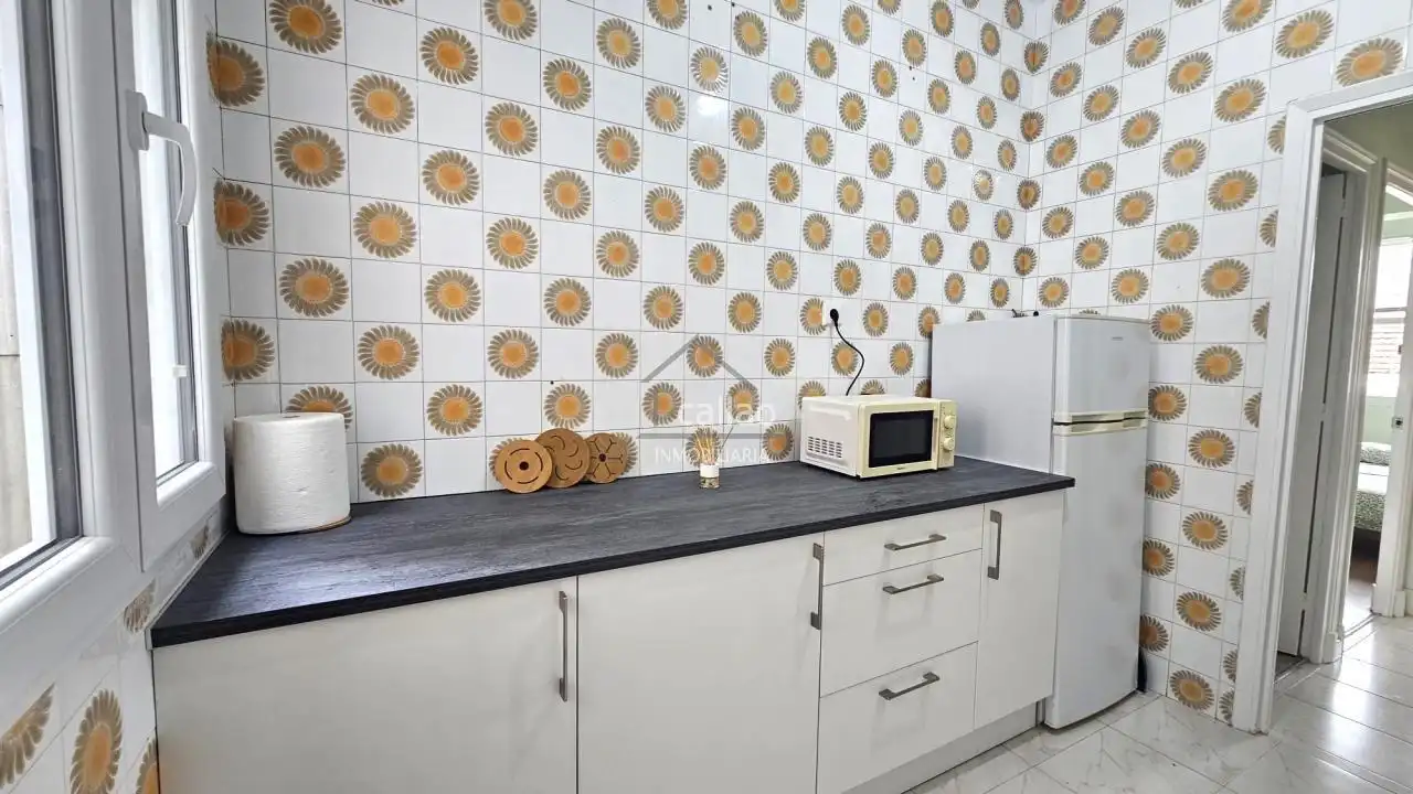 Kitchen of Flat for share in Ferrol  with Heating and Furnished