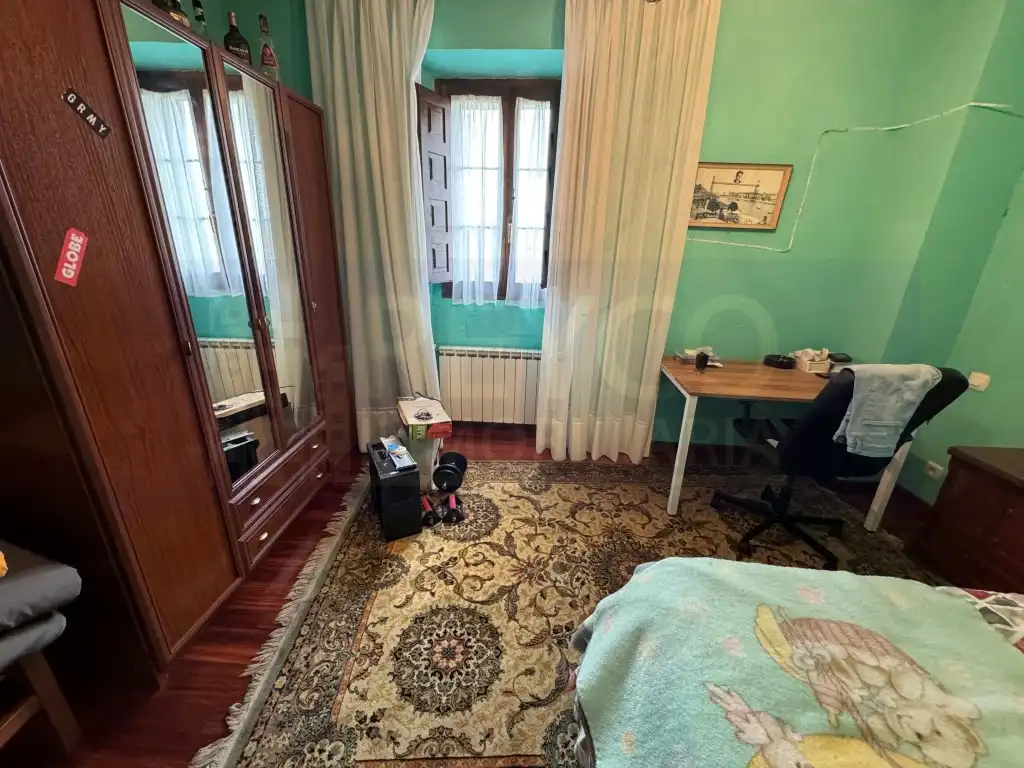 Dormitori de Casa o xalet en venda en Baños de Rioja