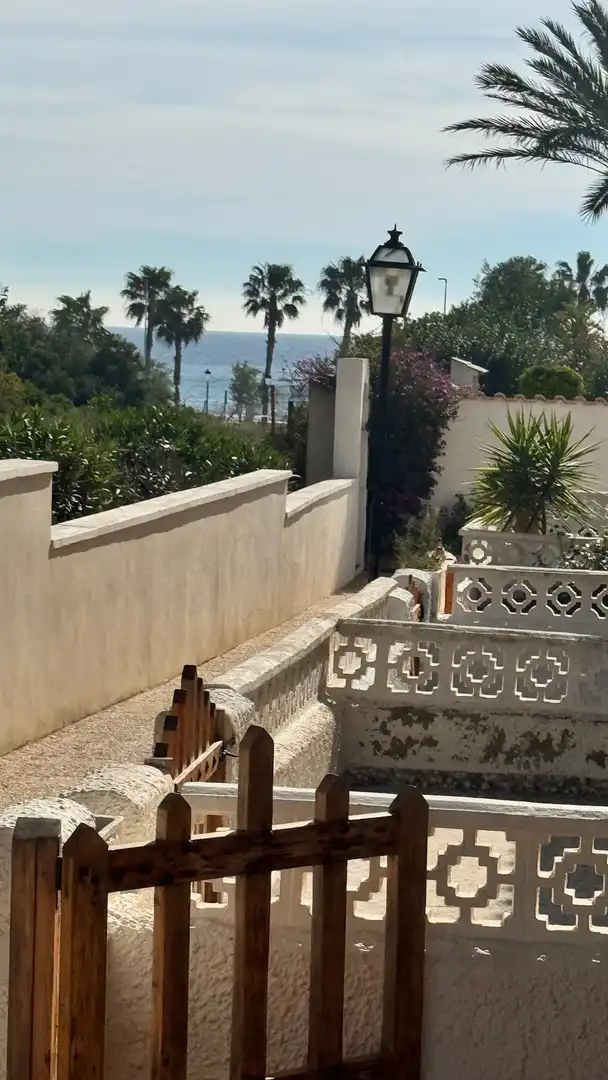 Jardí de Casa adosada en venda en Orihuela amb Moblat