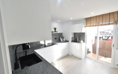 Kitchen of Flat for sale in Girona Capital  with Air Conditioner, Heating and Balcony