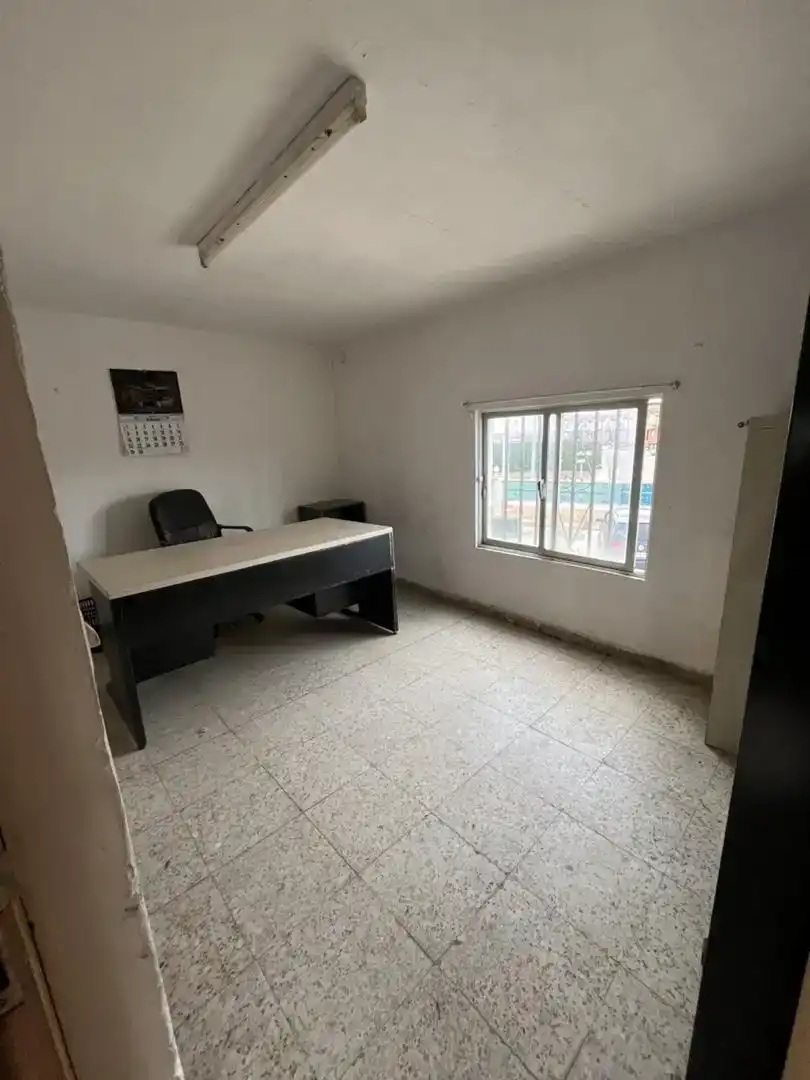 Industrial buildings for rent in Villaturiel