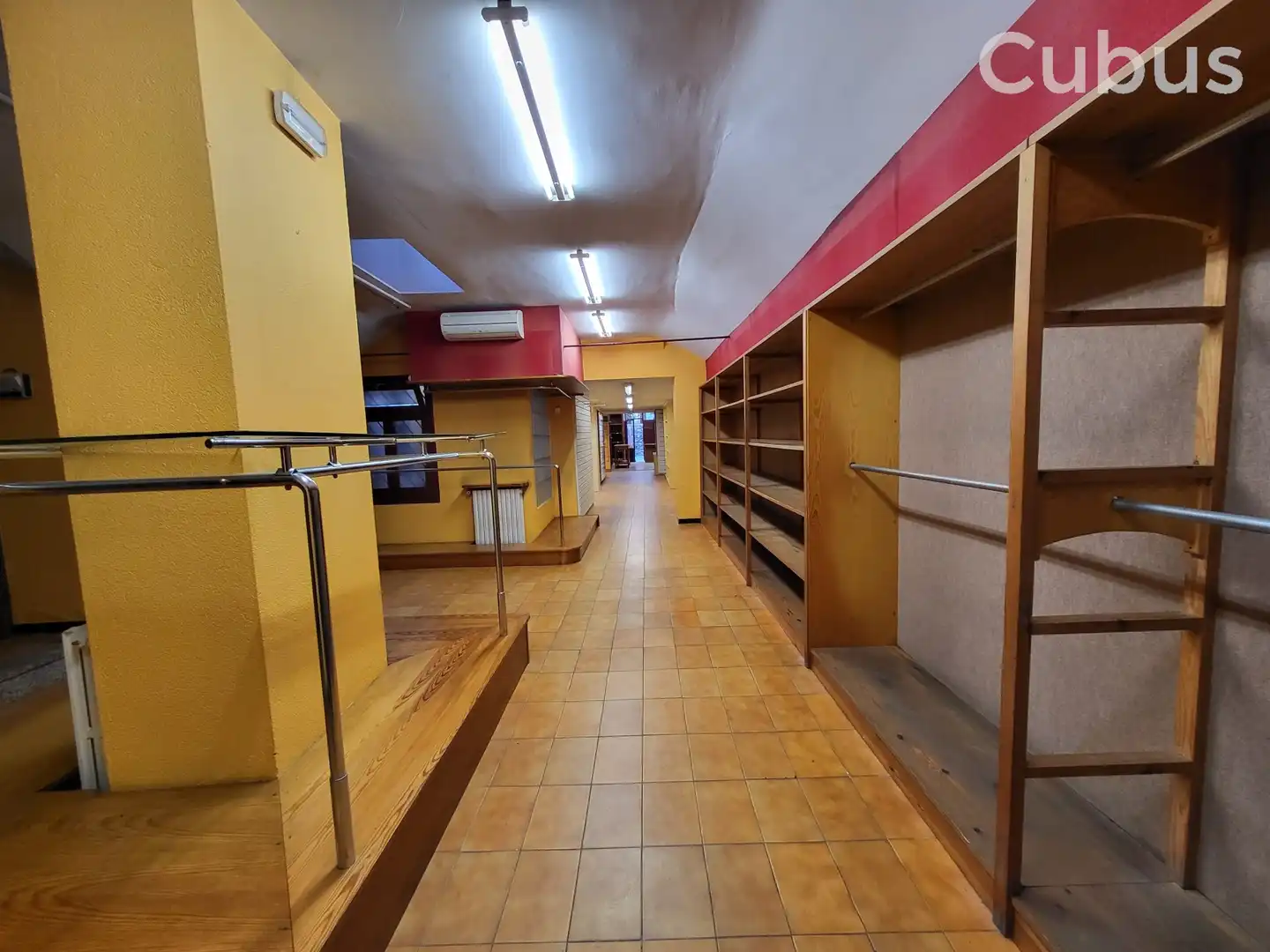 Business premises to rent in Olot, imagen 5