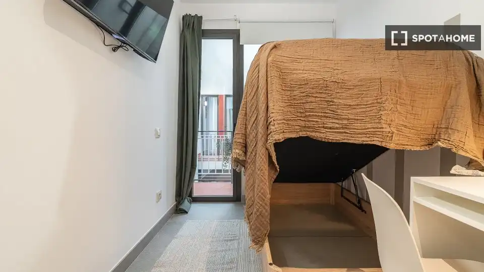 Habitació a Sants-Badal
