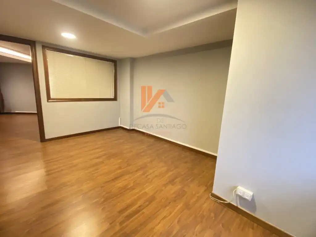Office for rent in Santiago de Compostela 