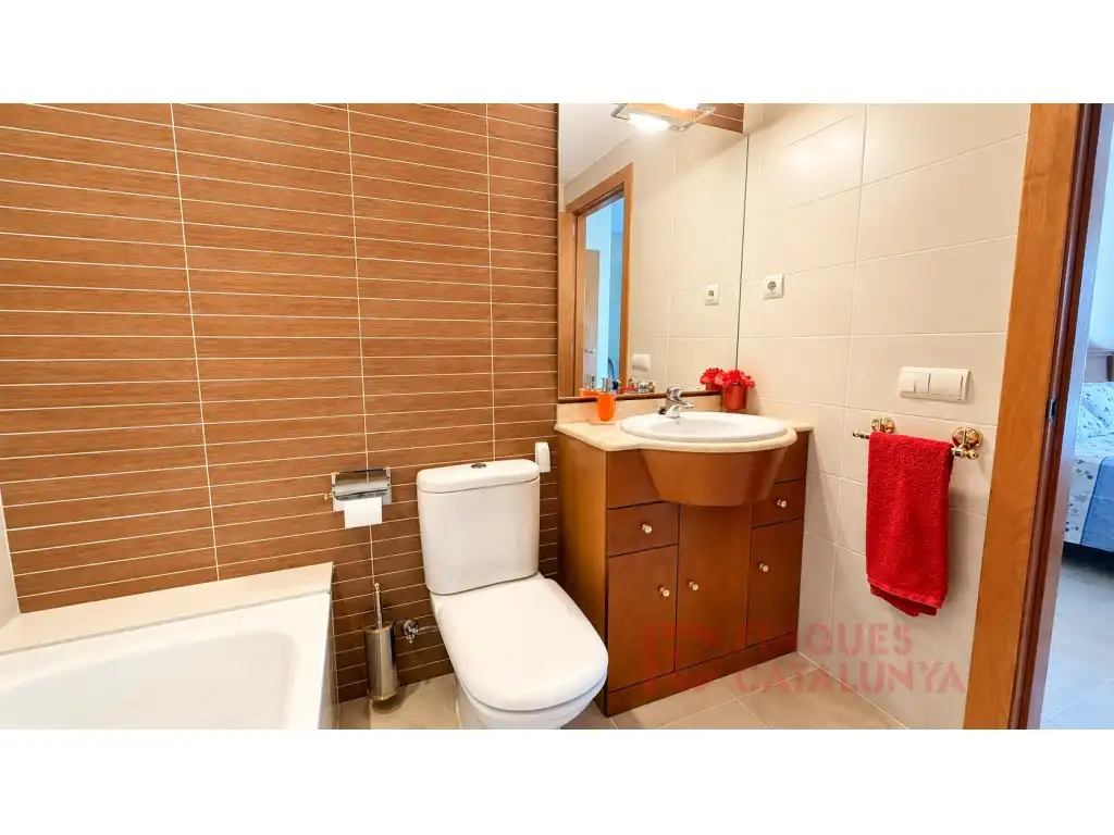 Bathroom of Houses for sale in Vilablareix  with Air Conditioner and Heating