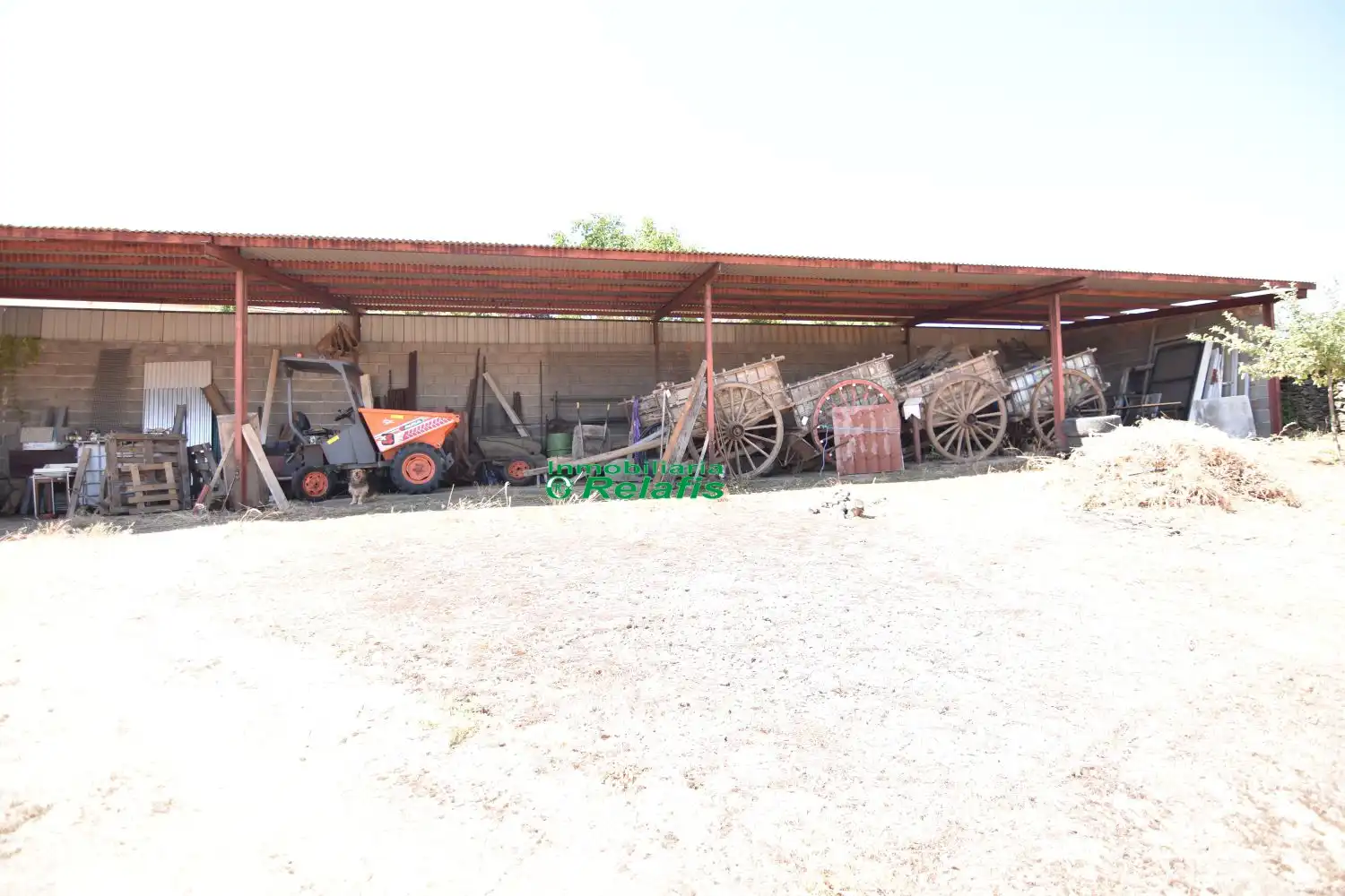 Industrial buildings for sale in Robleda