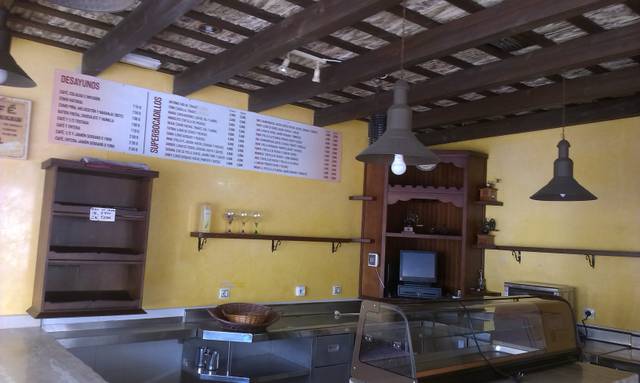 Local comercial en Alquiler en Núcleo urbano