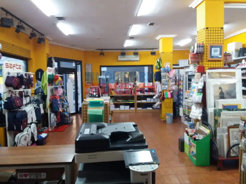 Gewerbefläche zum Verkauf in Navalmoral de la Mata, imagen 2