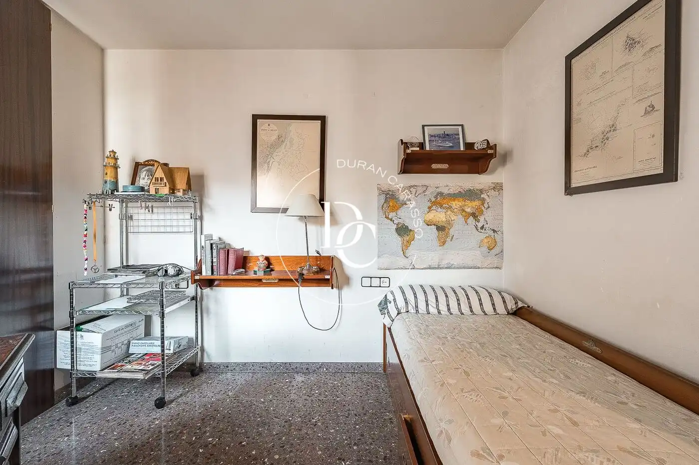 Habitación de Piso en venta en Barcelona con Calefacción y Balcón