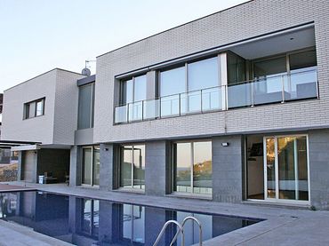Haus mit Pool zum Verkauf in Carrer Almadrava 11