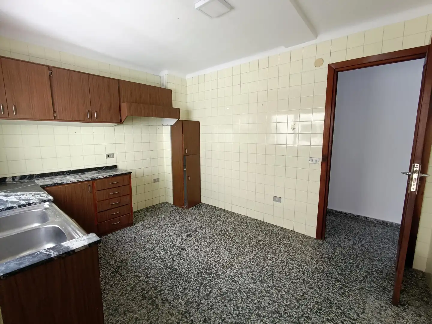 Kitchen of Flat for sale in Alicante / Alacant  with Air Conditioner and Balcony