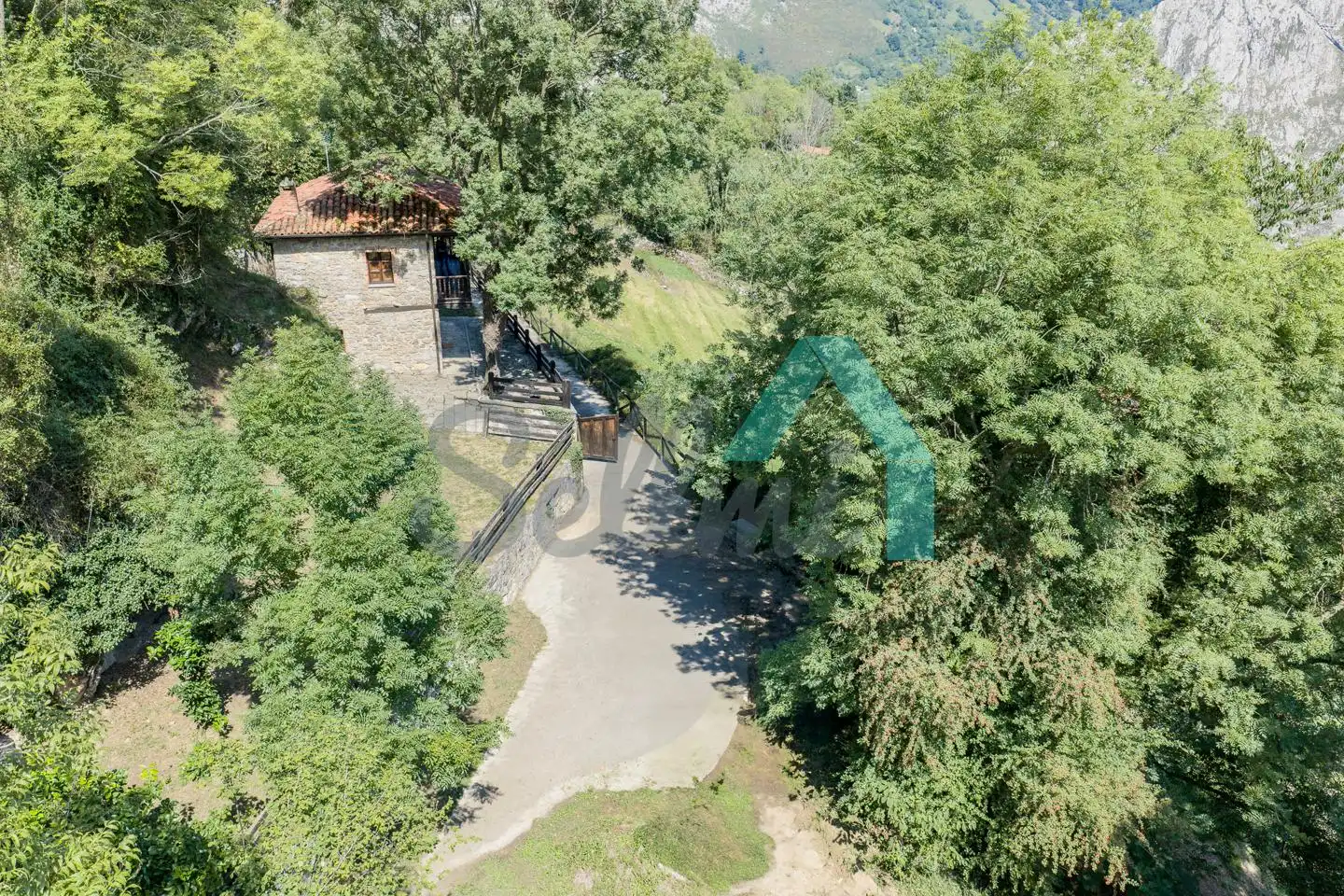 Vista exterior de Casa o chalet en venta en Morcín con Jardín privado, Terraza y Balcón