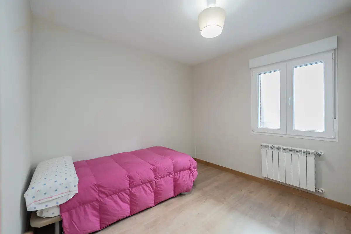 Bedroom of Flat for sale in Móstoles  with Air Conditioner and Heating