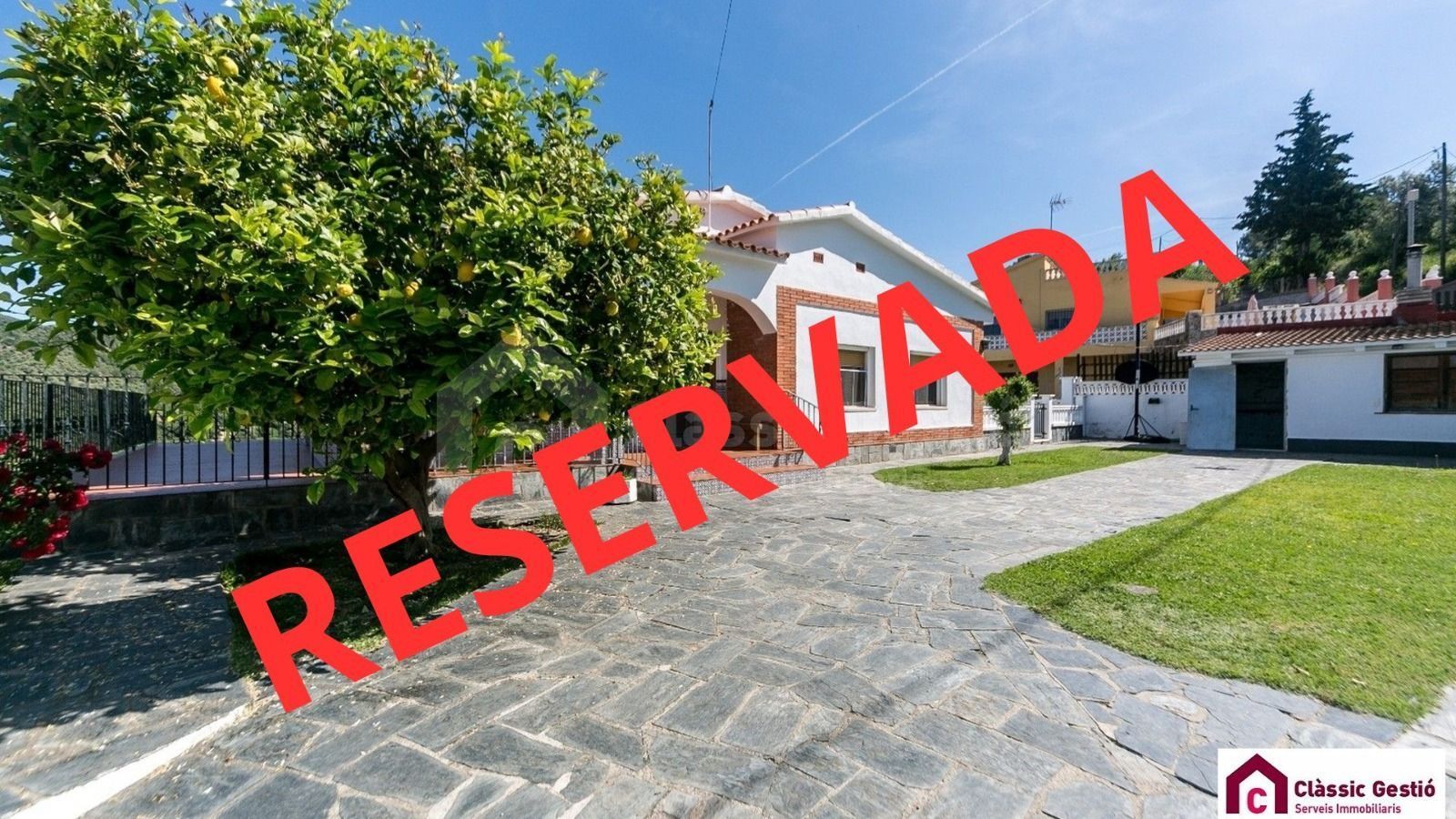 Exterior view of House or chalet for sale in Olesa de Montserrat  with Air Conditioner, Heating and Terrace